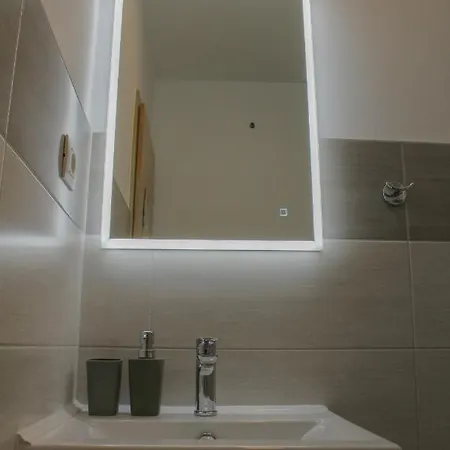 House Sara Apartman *